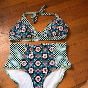 High waisted printed bikini